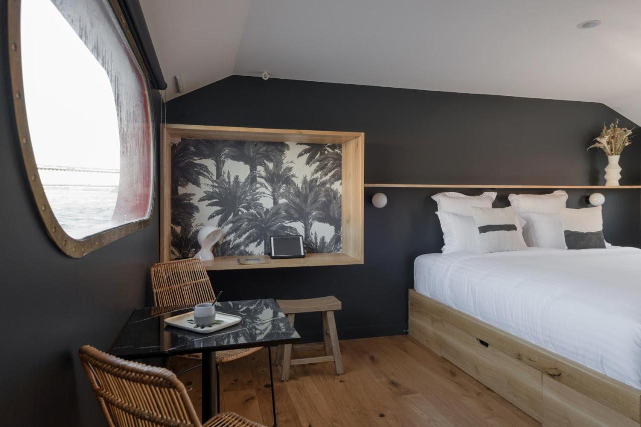 Hotel La Peniche - Bed And Bicycle - Tournon Zewnętrze zdjęcie