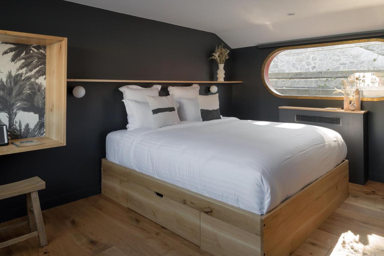 Hotel La Peniche - Bed And Bicycle - Tournon Zewnętrze zdjęcie